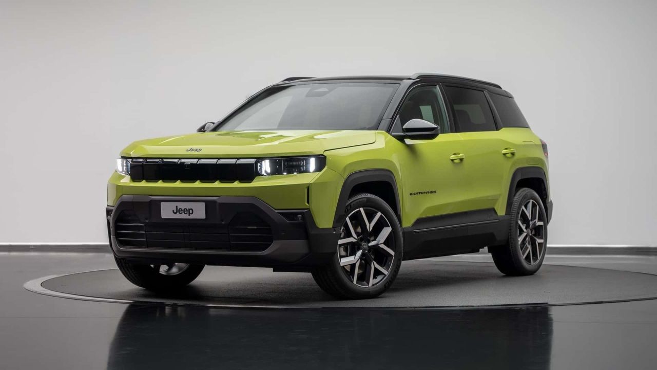 2025 Jeep Compass electric powertrains