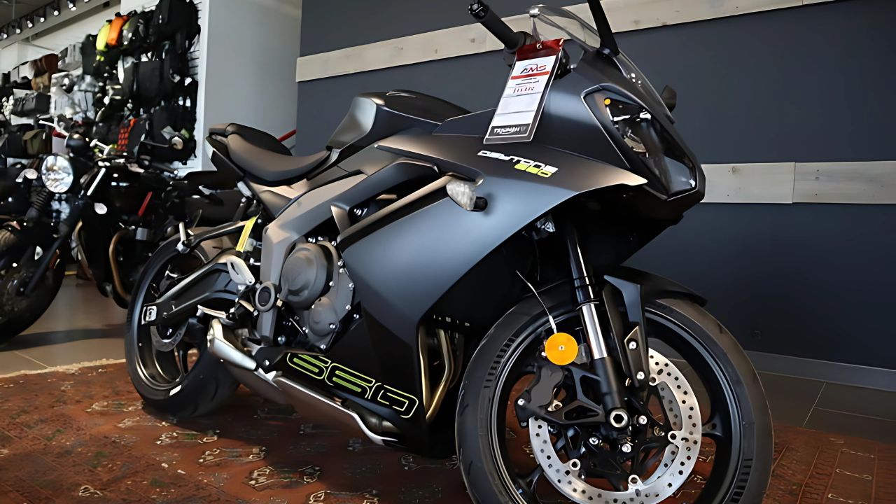 2025 Triumph Daytona 660